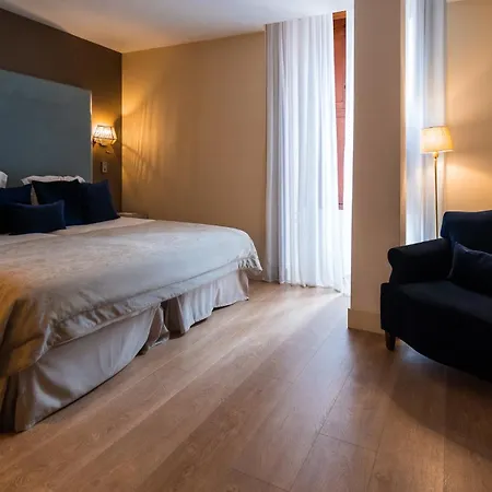 Otel La Laguna Gran 4*